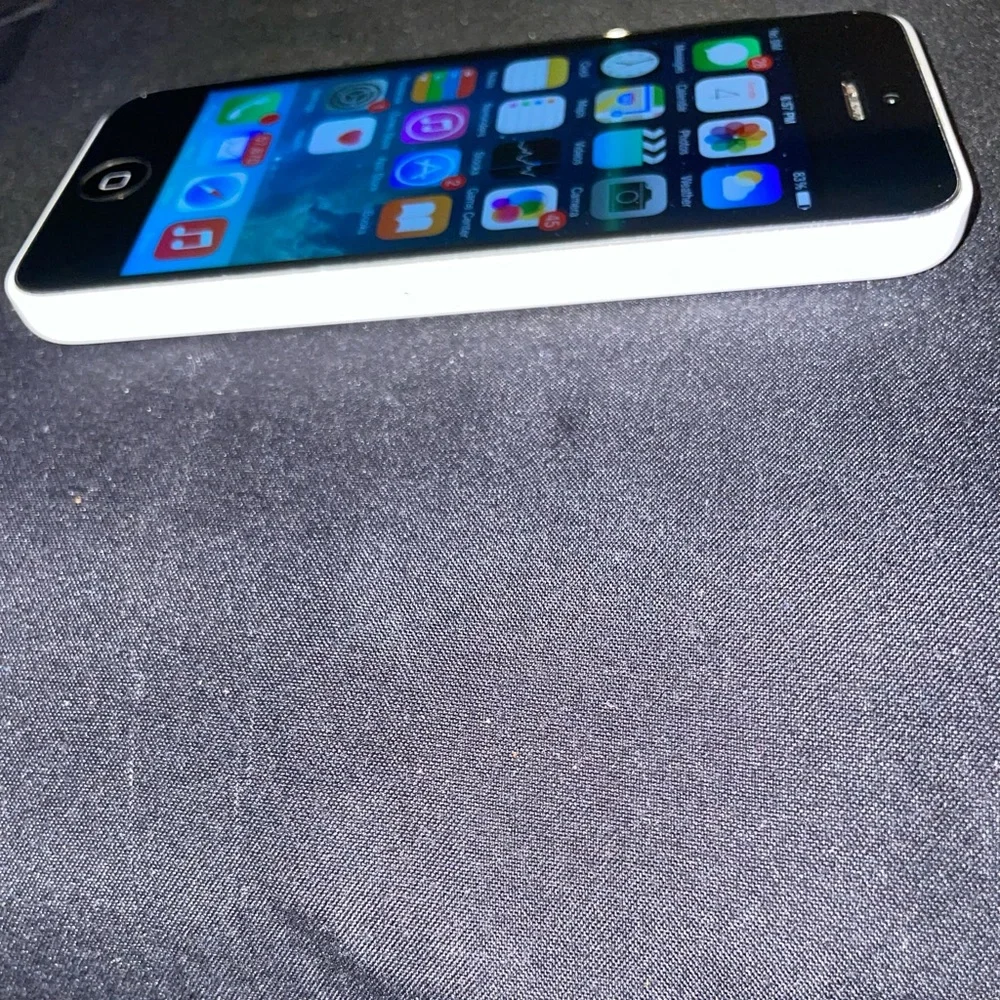 📢🎈🚨6️⃣TIMES🎈🎁🎉🎊HOST PIC 🪩I Phone 5C📲🚨